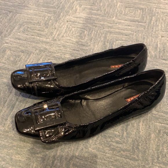 Prada Patent Leather Flats - Picture 2 of 4
